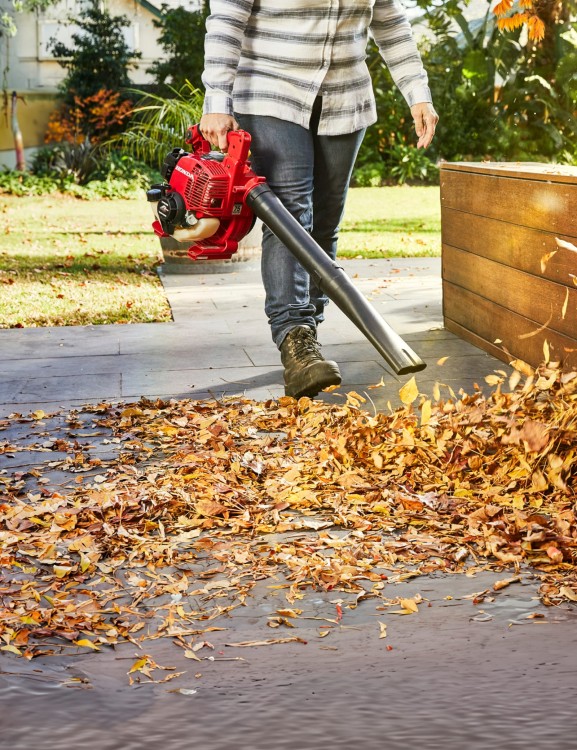 HHB25 Blower hhb25-petrol-leaf-blower-product-page-hero-mobile-1600x2080-min